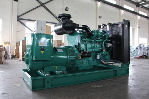 源汇320kw康明斯柴油发电车出租组图片 源汇320kw康明斯柴油发电车出租组图片